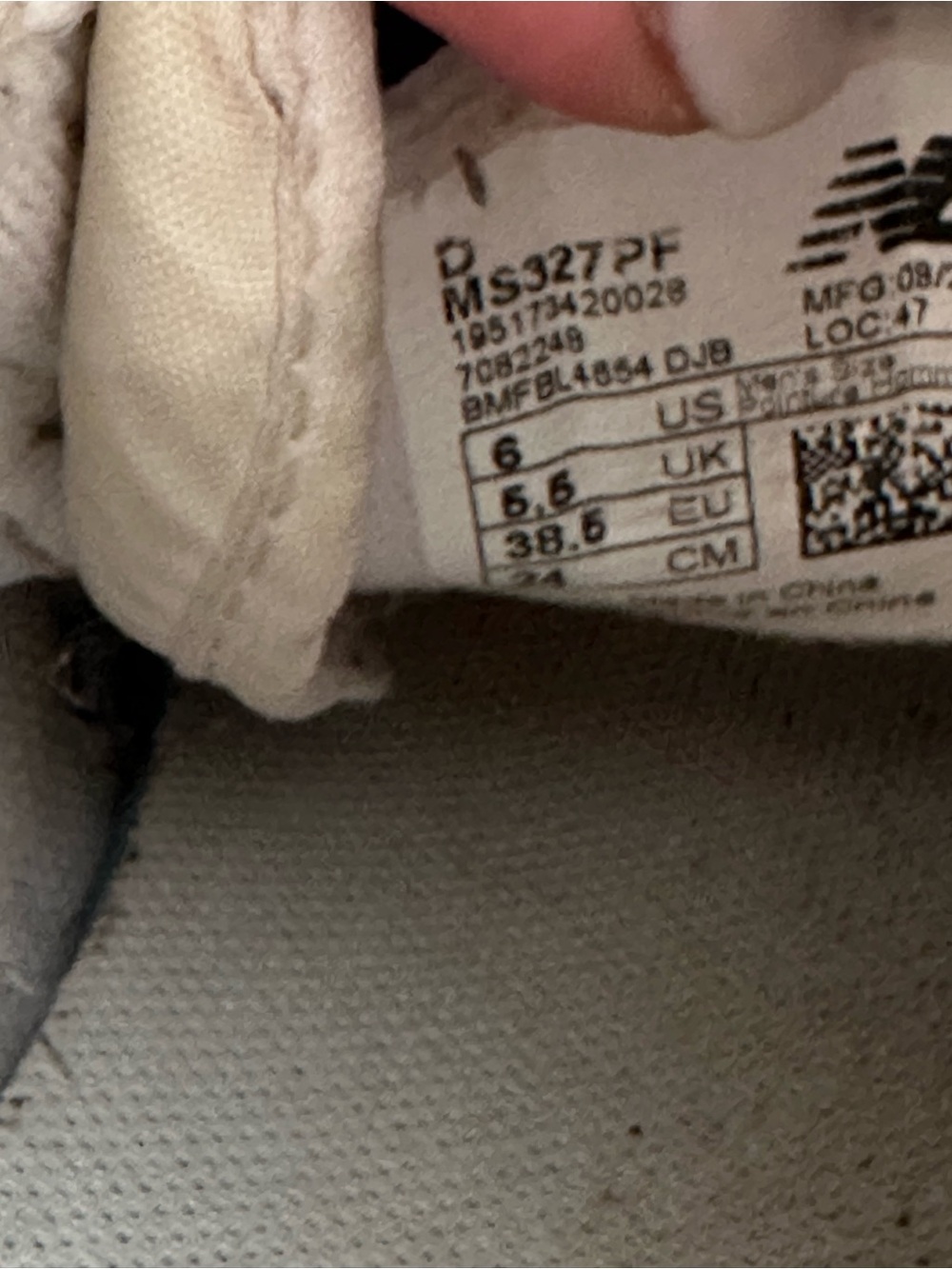 New Balance 327 White and Blue Sneakers - Picture 2 of 7